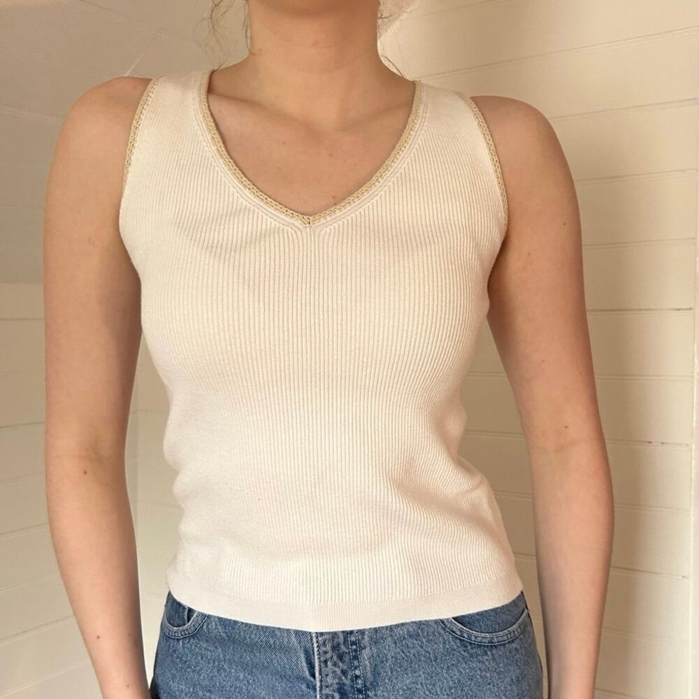 Women’s white ribbed tank top with cream crochet borders